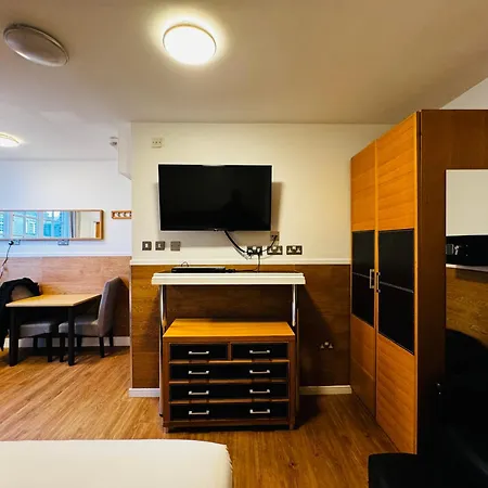 Berkley Apartments-3