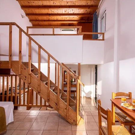 Golden Valentin Apartments-3