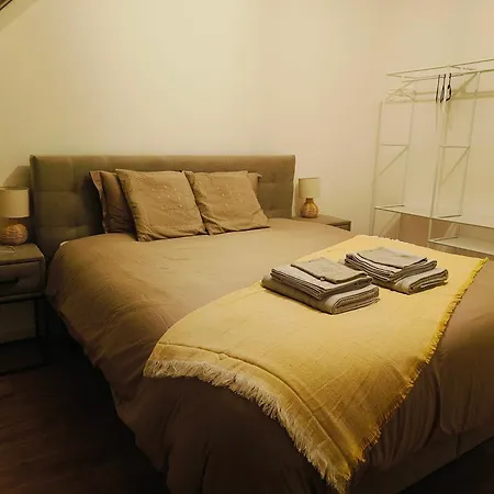 2Bangkok Residence-3
