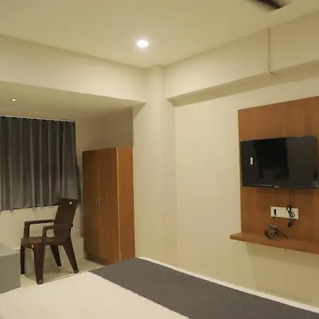 Hotel Royal Orbit-3