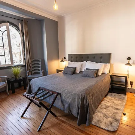 De Blasis Budget Rooms-3