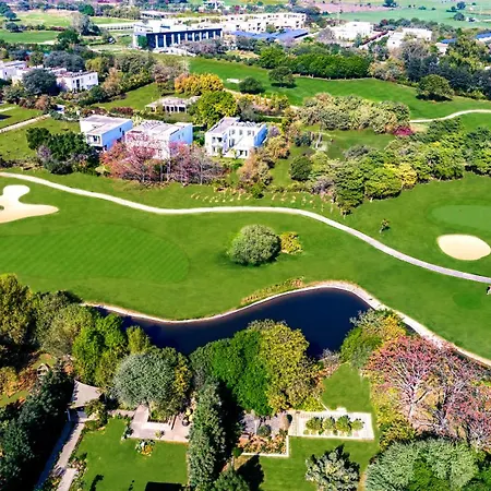 Karma Lakelands Golf Resort & Residences-3