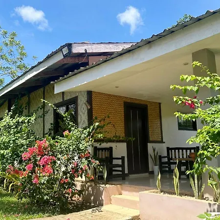 Banlaw Garden Resort-3