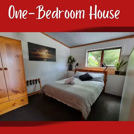Swiss-Kiwi Cottage And Retreat, B&B-2