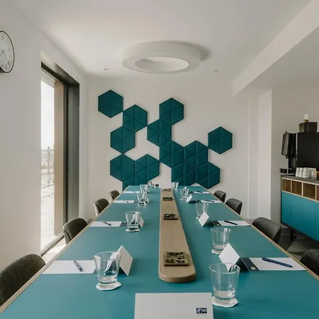 Holiday Inn Express Liverpool - Central By Ihg-2