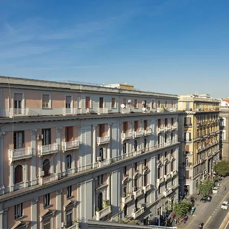 Boemi Smart Suites-3