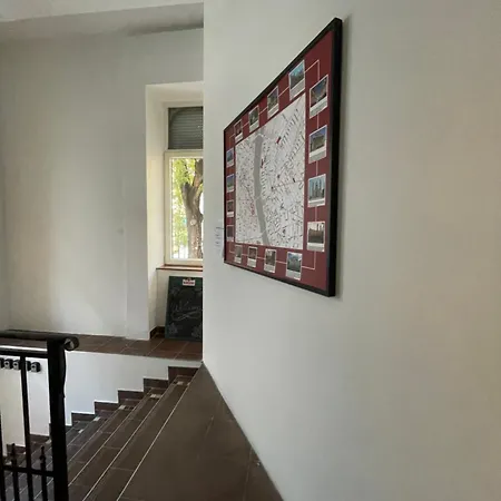 Nomad Rooms & Guesthouse-3