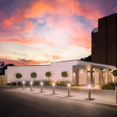 Holiday Inn London - Gatwick Airport By Ihg-3
