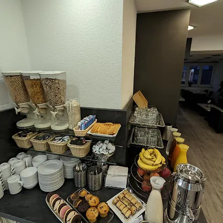 Adler Hotel Frankfurt-2