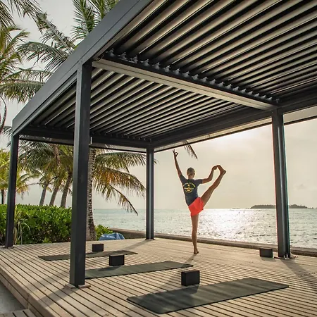 Holiday Inn Resort Kandooma Maldives: Kids Stay, Eat & Dive Free-2