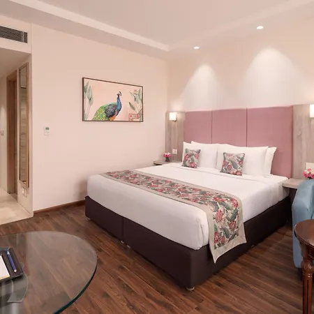 Nidhivan Sarovar Portico Vrindavan-2