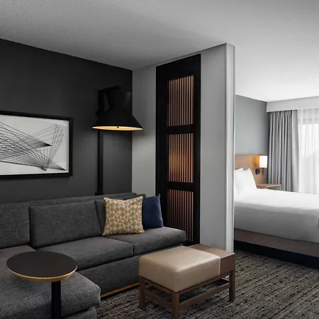 Hyatt Place Tempe Phoenix Airport-3