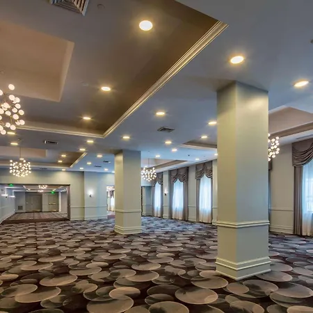 Collegian Hotel & Suites, Trademark Collection By Wyndham-3