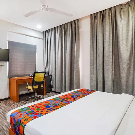 Fabhotel Northern Suites - Kundalahalli Main Road-3