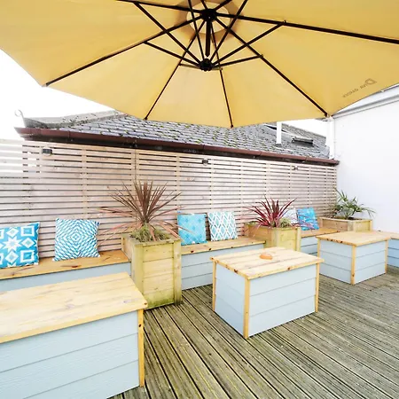 The Artist Loft, Ensuite Guest Rooms, Porthleven-3