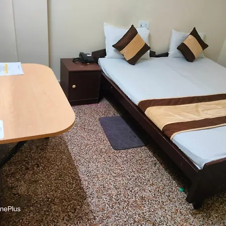 Hotel Embassy-3