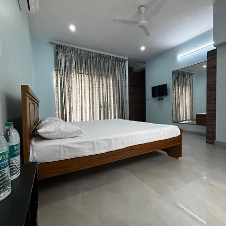 Ezhilagam Stays-2