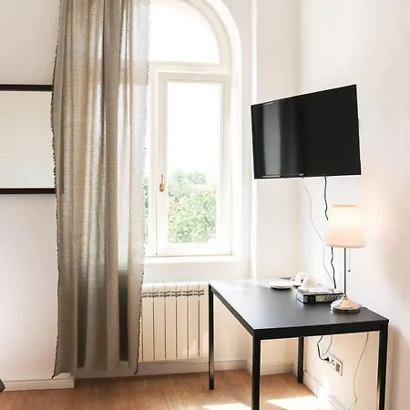 Rose Suites And Rooms-2