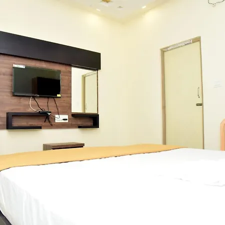 Hotel Devis Velankanni-2