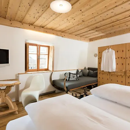 Hotel&Gourmetwirtshaus Kirchenwirt seit 1326-2