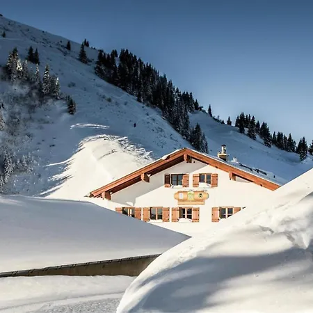 Berghotel Altes Wallberghaus-3