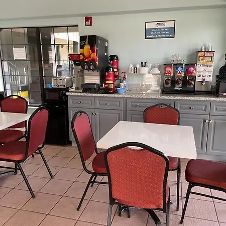 Nola Inn-3