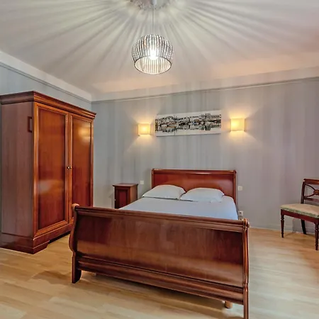 Logis Hotel De La Corniche-3