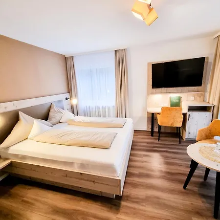 Hotel Landhaus Waldesruh-2