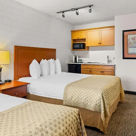 Best Western Plus Langley Inn-2