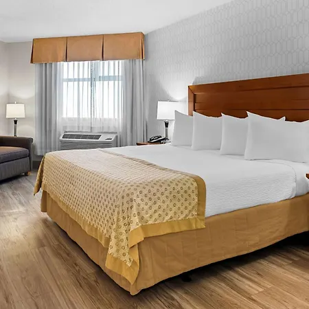Best Western Plus Langley Inn-3