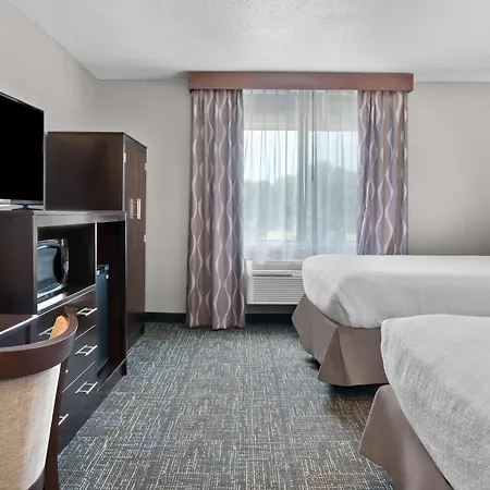 Best Western Plus Flint Airport Inn & Suites-2