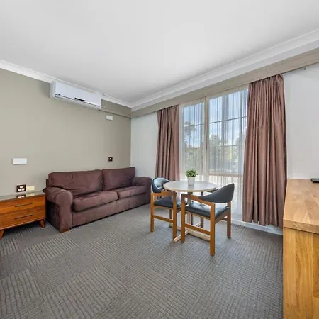 Hamilton'S Queanbeyan Motel-3