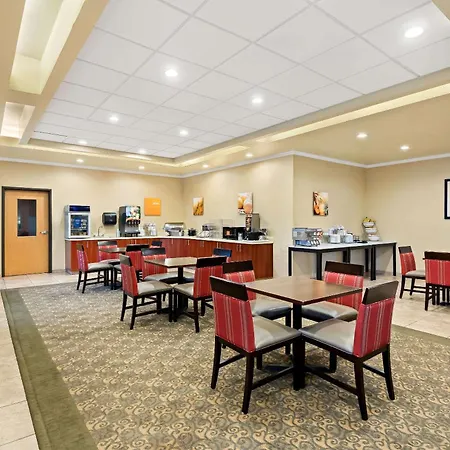 Comfort Inn & Suites Creswell-3