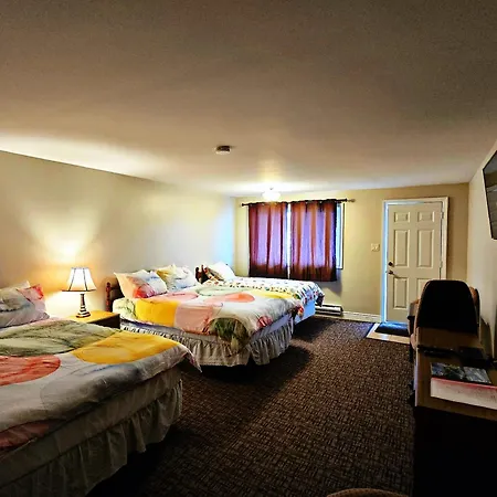 Fundy Line Motel-3