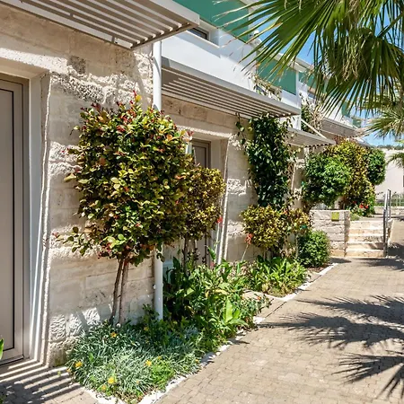 Aloe Boutique Hotel & Suites - Adults Only-3