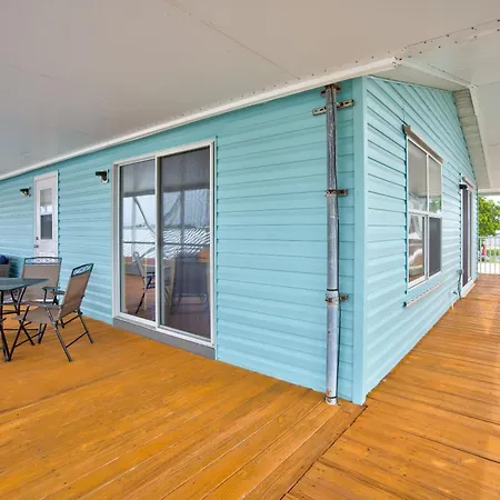 Cabins At Bonefish Bay-3