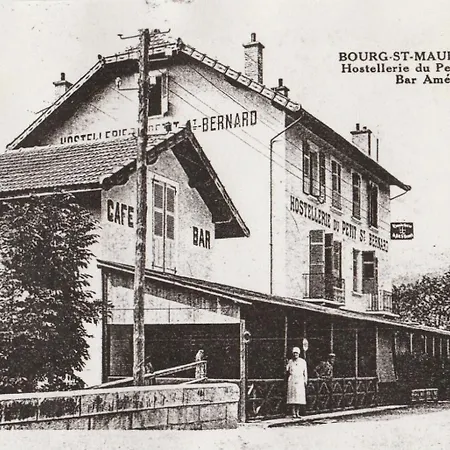 Hostellerie Du Petit Saint Bernard-2