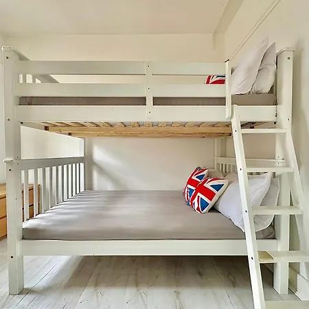 Guesthouse 81-2