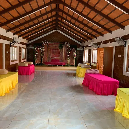 Love Green Resorts-3