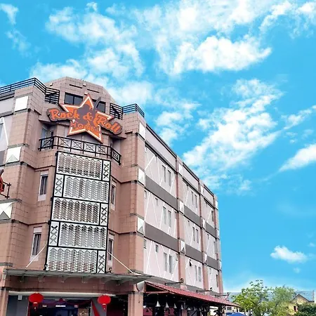 Rock & Roll Hotel Klang-3