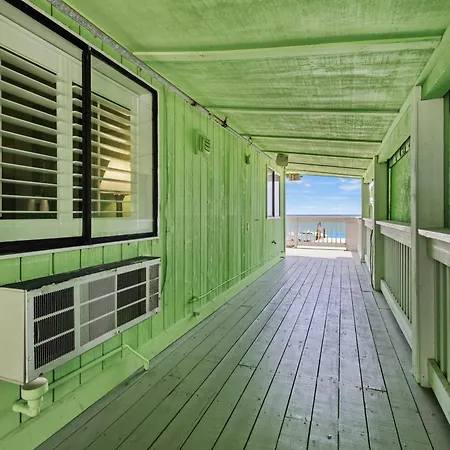 Oceanfront Inn Room #11-3