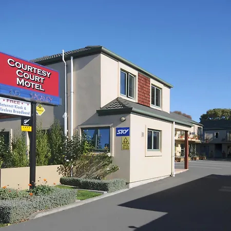 Courtesy Court Motel-3