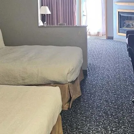 Lighthouse Suites Inn-2