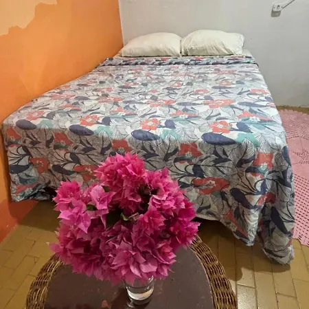 Hostel e Cachaçaria da Cris-3