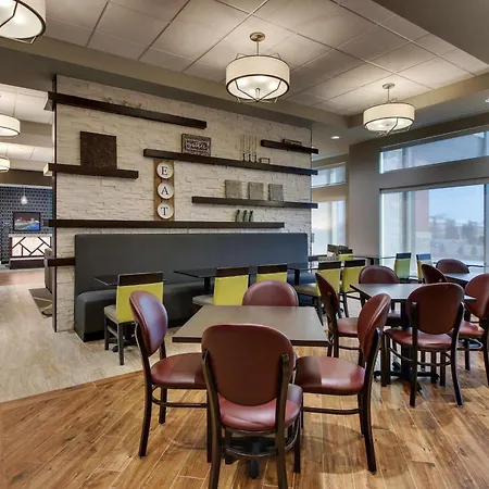 Drury Inn & Suites Cleveland Beachwood-2