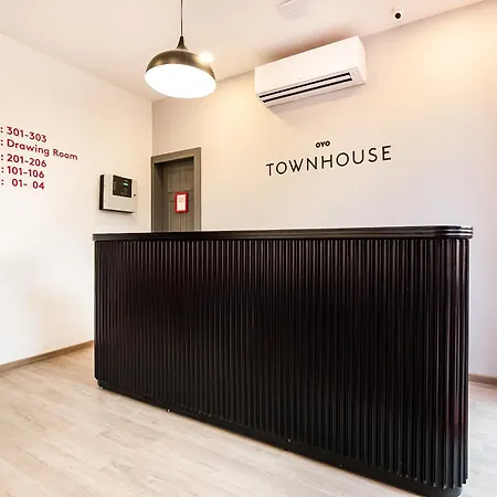 Townhouse Pipliyahana Square-3