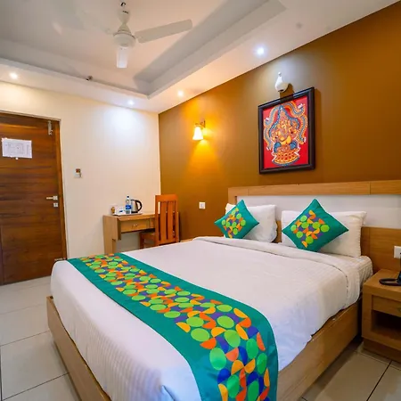 Treebo Sree Varshavilas Regency, 500 Mtrs From Guruvayoor Temple-3