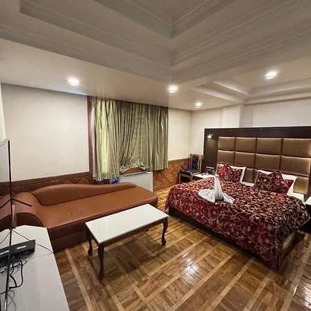 Opera Inn-3