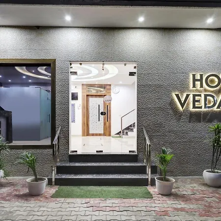 Itsy Hotels Vedansh-3