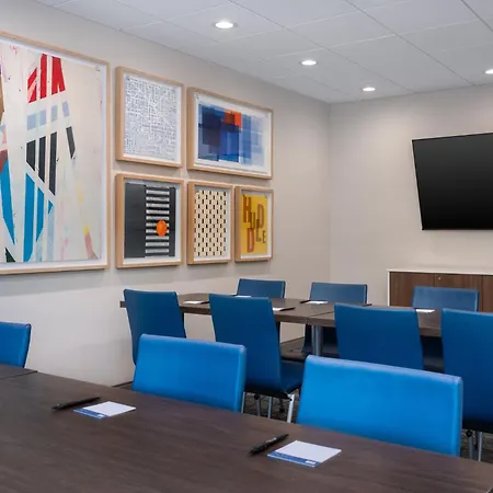 Holiday Inn Express & Suites Alton St Louis Area By Ihg-2